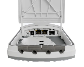 Медіаконвертер MikroTik 2xSFP 2.5G, 2xGE (FTC21-UPS)